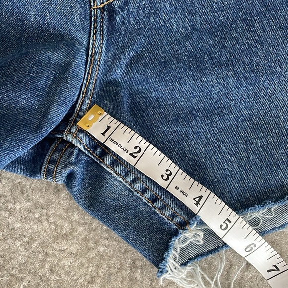 Custom made Levi jean shorts - Picture 8 of 8